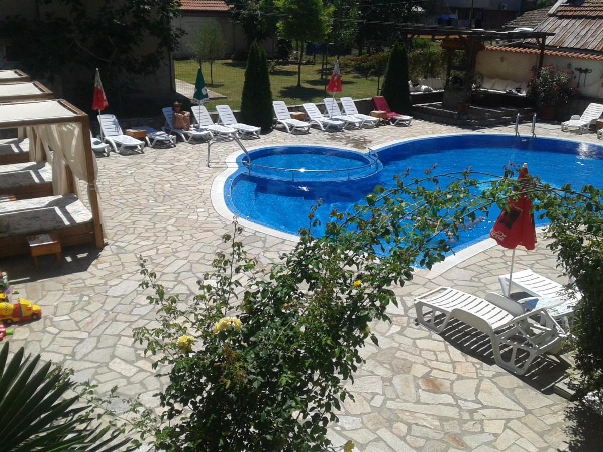 Saint George Family Hotel Lozenec Kültér fotó