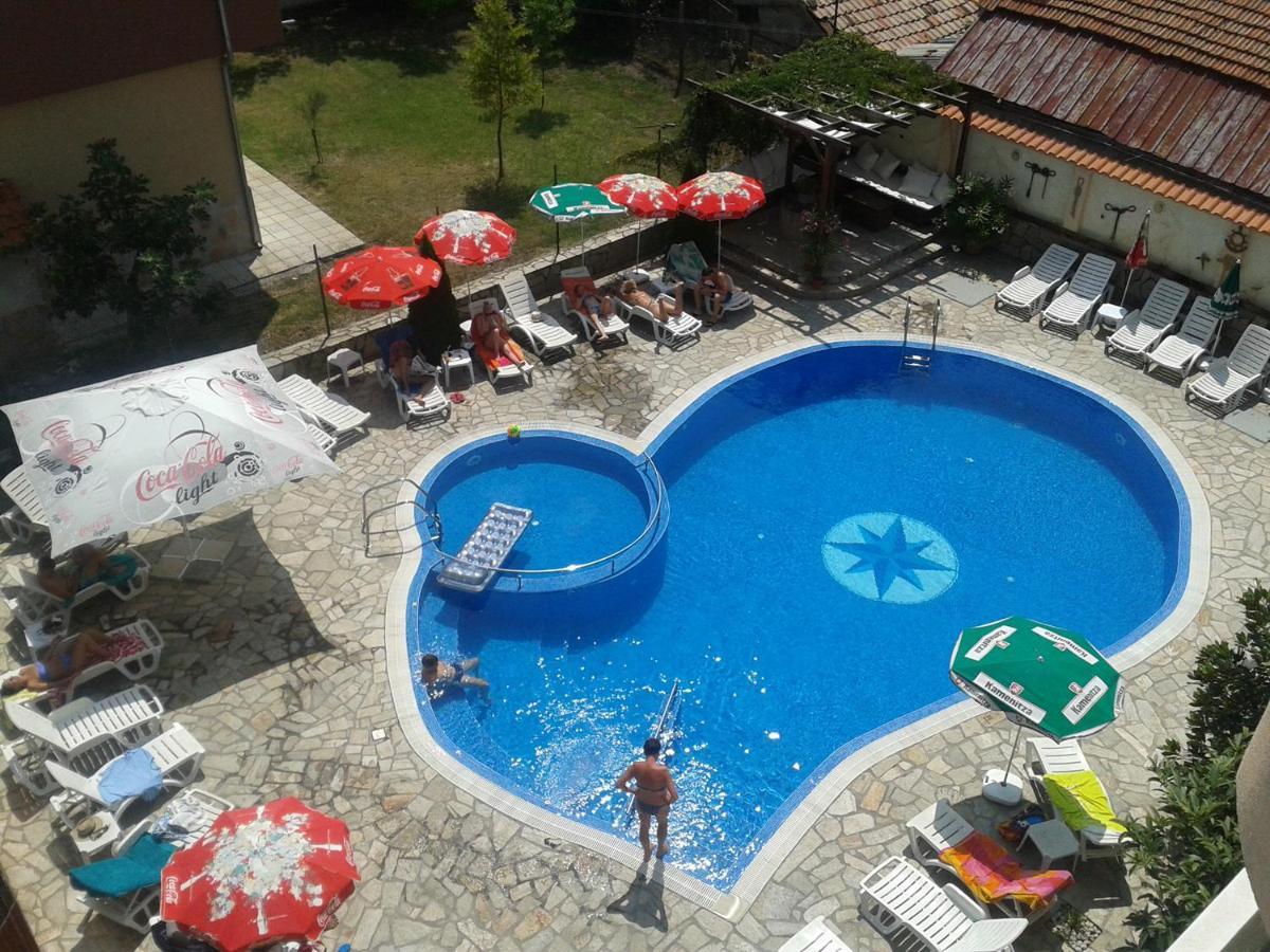 Saint George Family Hotel Lozenec Kültér fotó