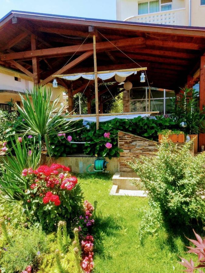 Saint George Family Hotel Lozenec Kültér fotó
