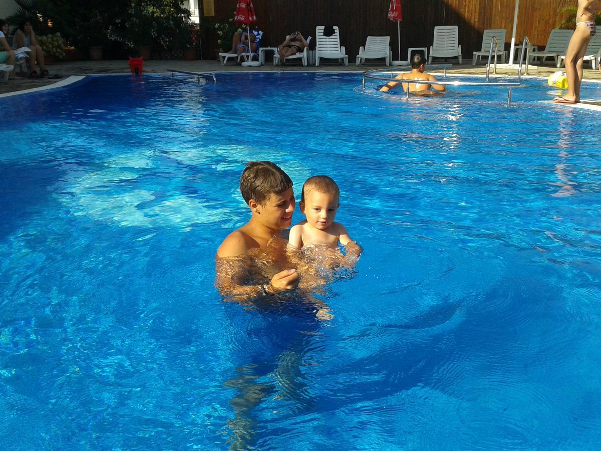 Saint George Family Hotel Lozenec Kültér fotó